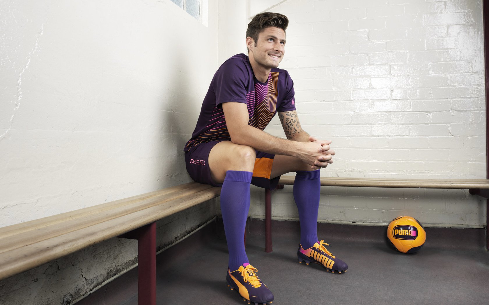 九游下载中心-西班牙大胜斯洛伐克，成功晋级欧锦赛强，西班牙对斯洛伐克比赛