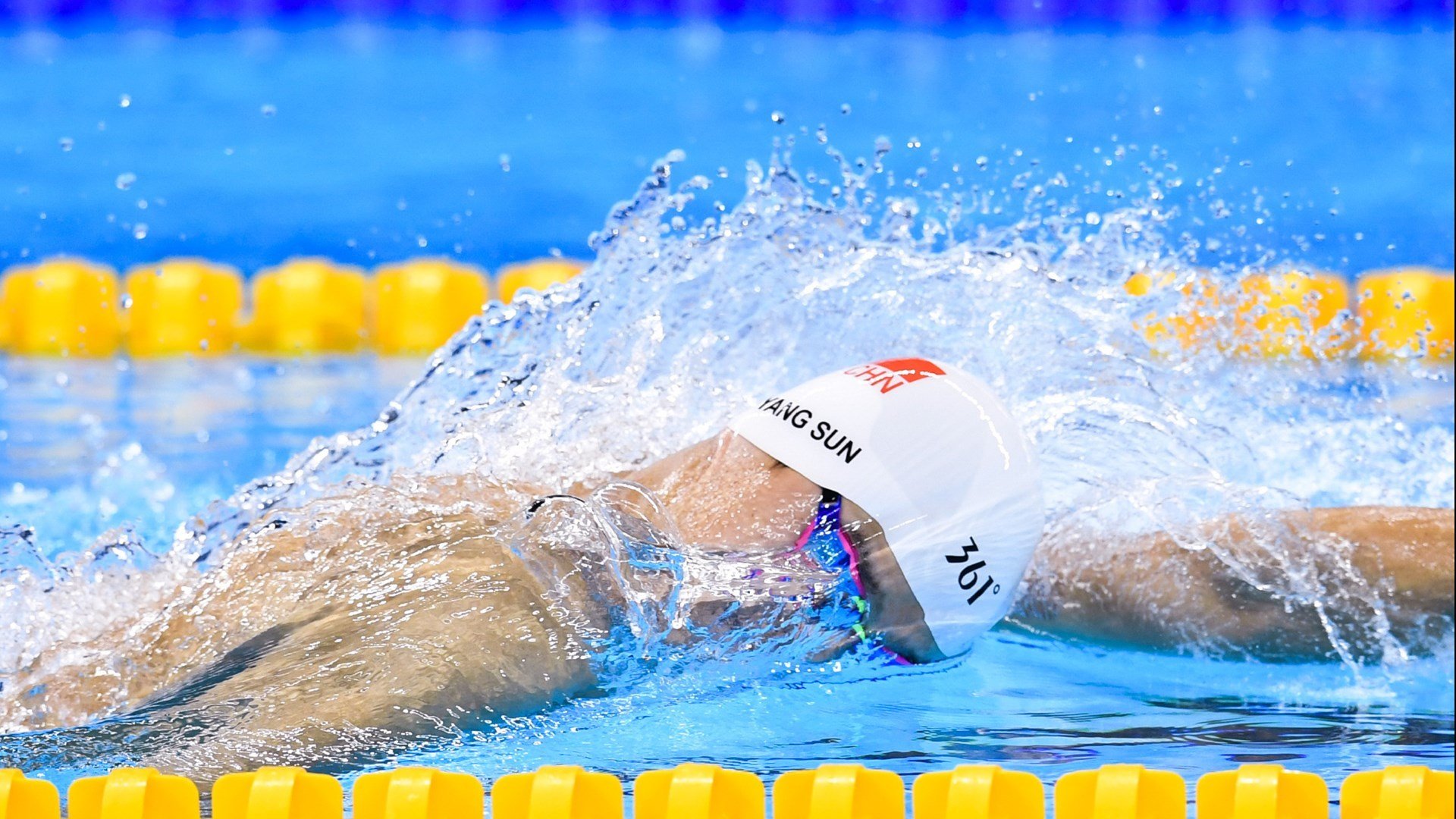 _老鹰快攻积极，场面火爆引人入胜_，老鹰集锦